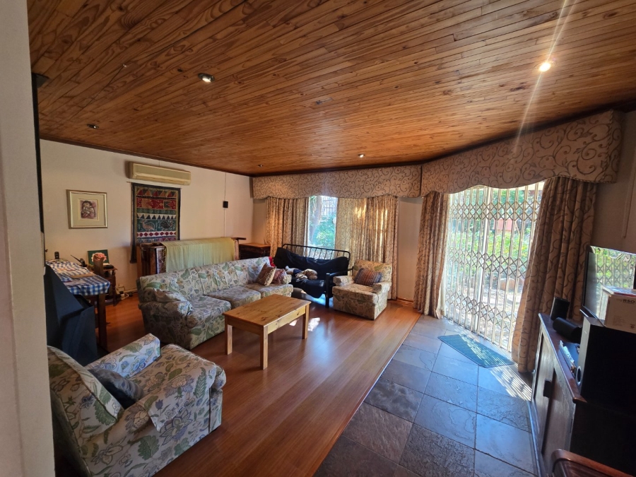 4 Bedroom Property for Sale in Heuwelsig Free State